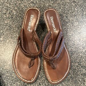 Bernardo leather wedge